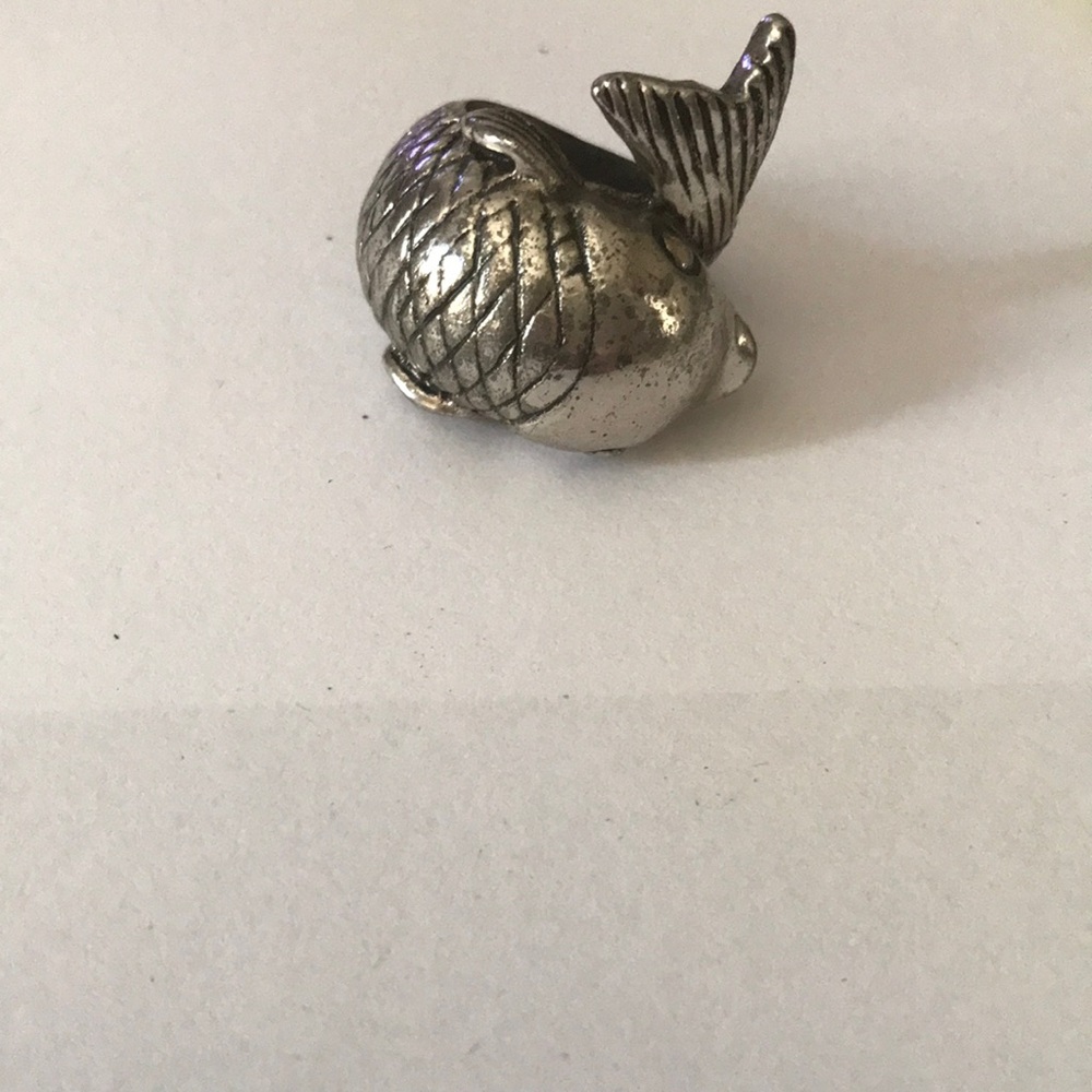 Silver fish ring